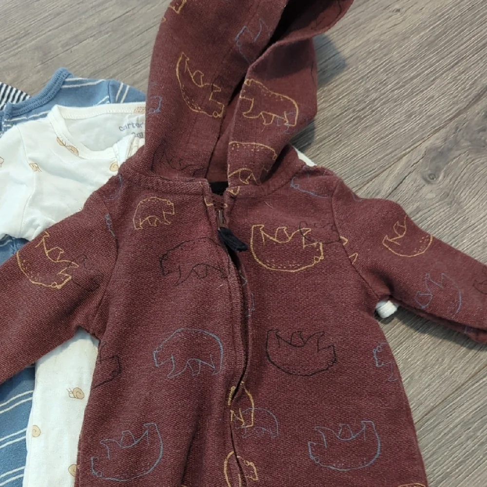 Bundle Carter's Infant 3 month Onesie Sleepers